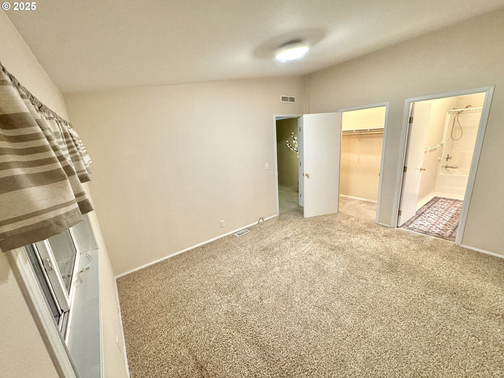 185 North 3rd Street Lakeside, OR 97449 - Photo 13 of 45 a view of an empty room