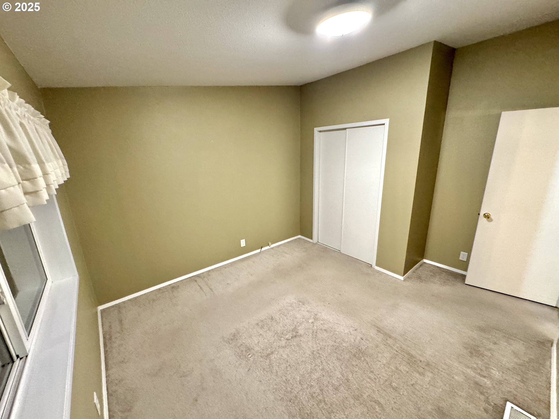 185 North 3rd Street Lakeside, OR 97449 - Photo 21 of 45 a view of an empty room