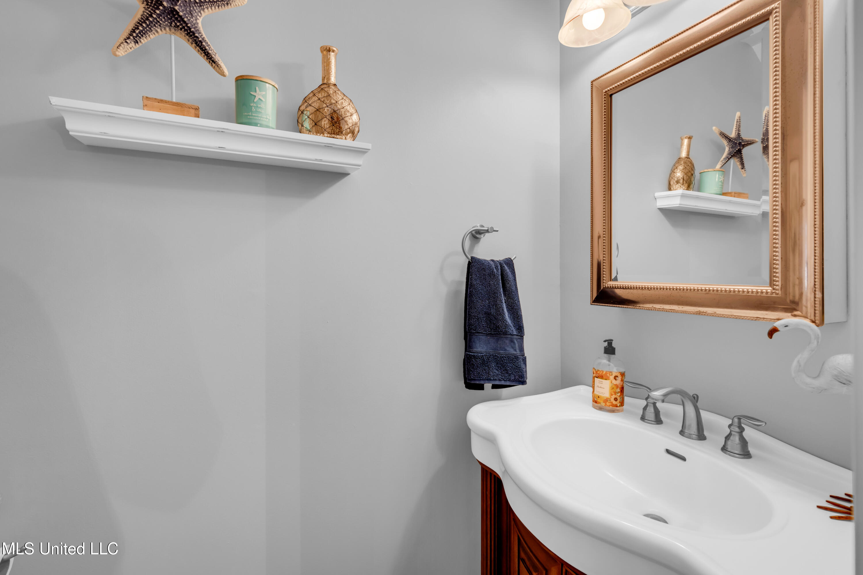 548 West Beach Boulevard, Unit 141 Pass Christian, MS 39571 - Photo 14 of 34 548BeachBlvd#141-13