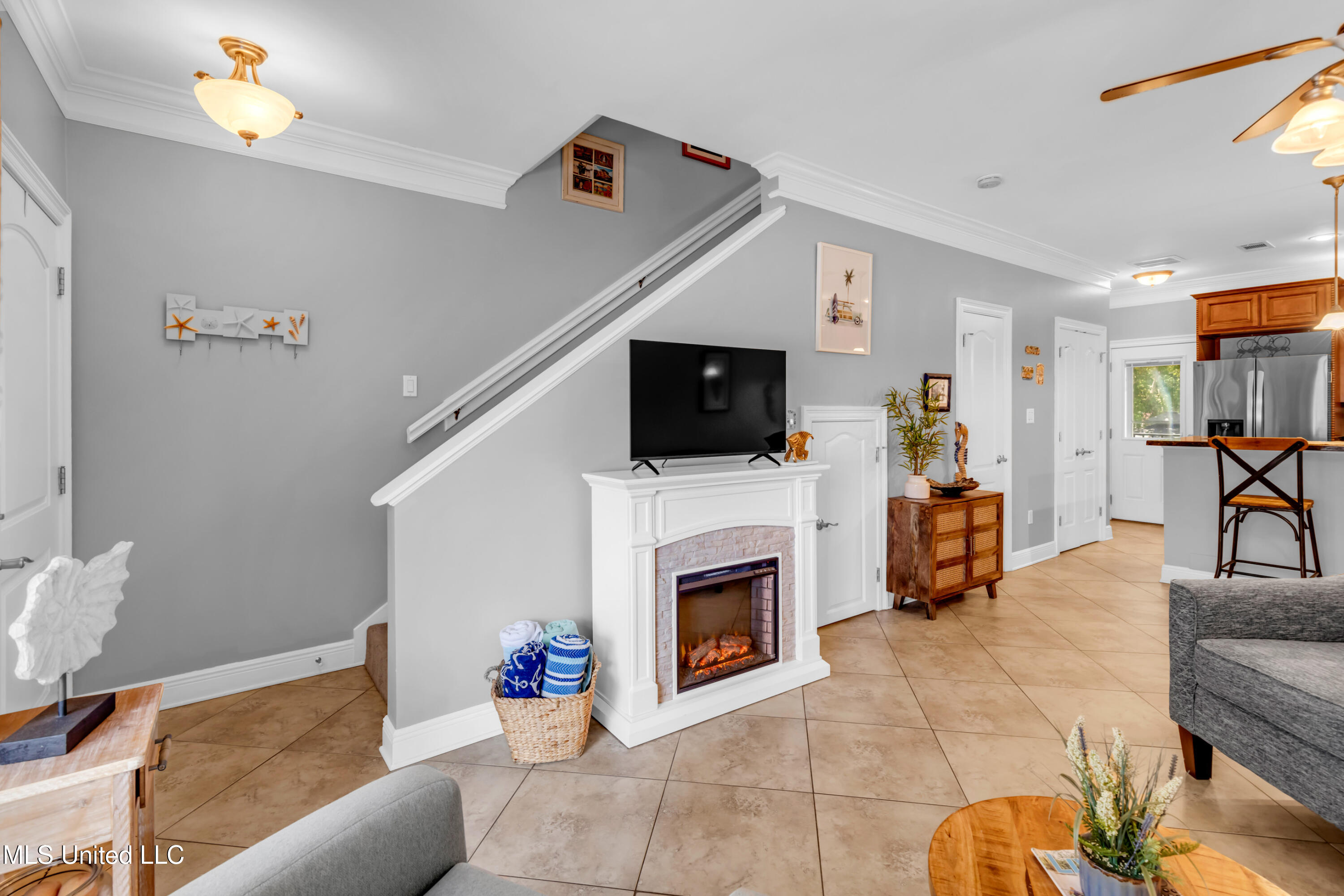 548 West Beach Boulevard, Unit 141 Pass Christian, MS 39571 - Photo 9 of 34 548BeachBlvd#141-7