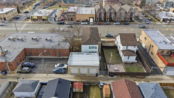 $2,000 | 5915 North Milwaukee Avenue, Unit G, Chicago, IL 60646