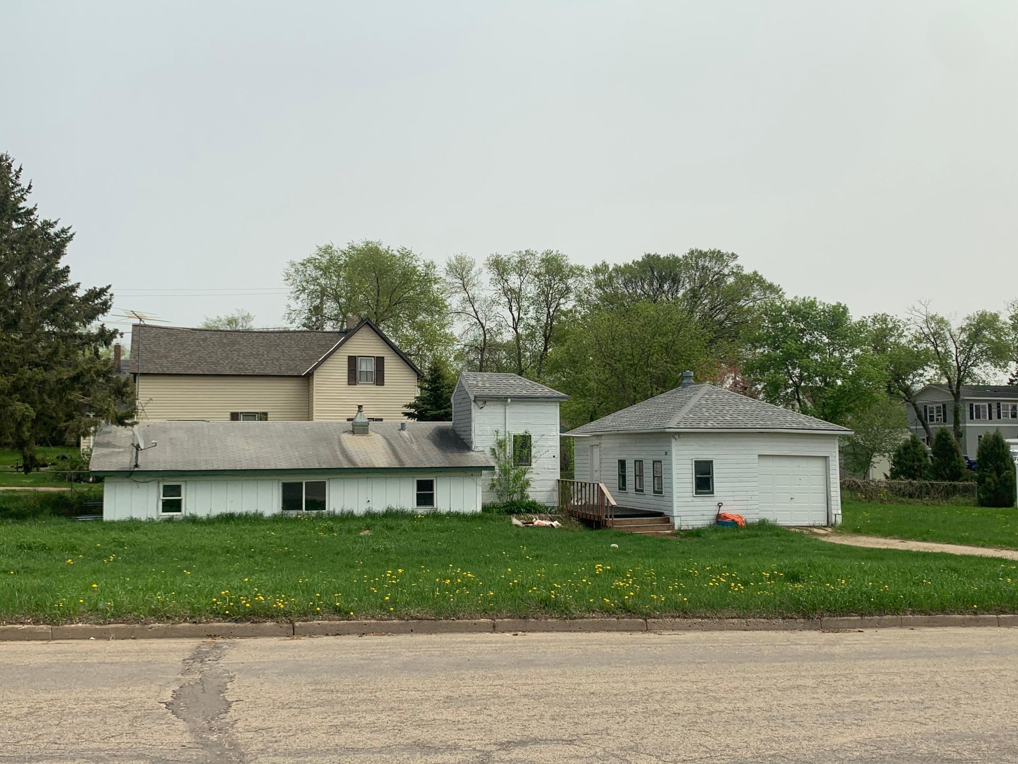 205 Union Street East Detroit Lakes, MN 56501 - Photo 1 of 1