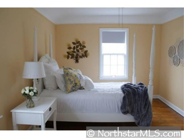 731 Ridge Street St. Paul, MN 55116 - Photo 9 of 10 Gallery Image 9