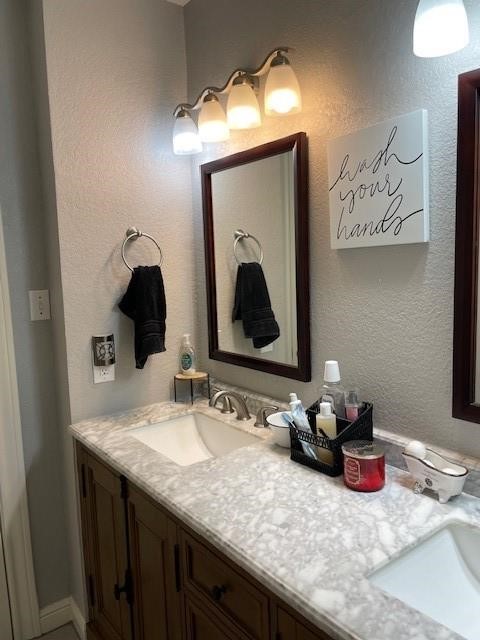 16126 Tibet Road Friendswood, TX 77546 - Photo 7 of 8 Hall Bath