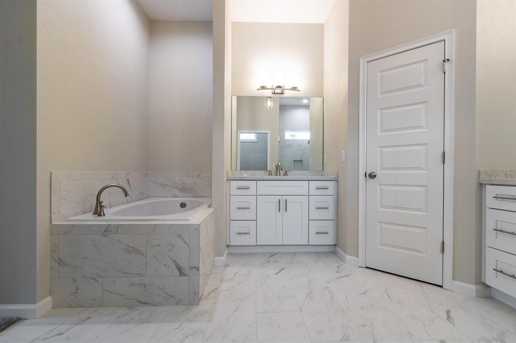 11851 Northwest 15th Road Gainesville, FL 32606 - Photo 16 of 35 Gallery Image 16