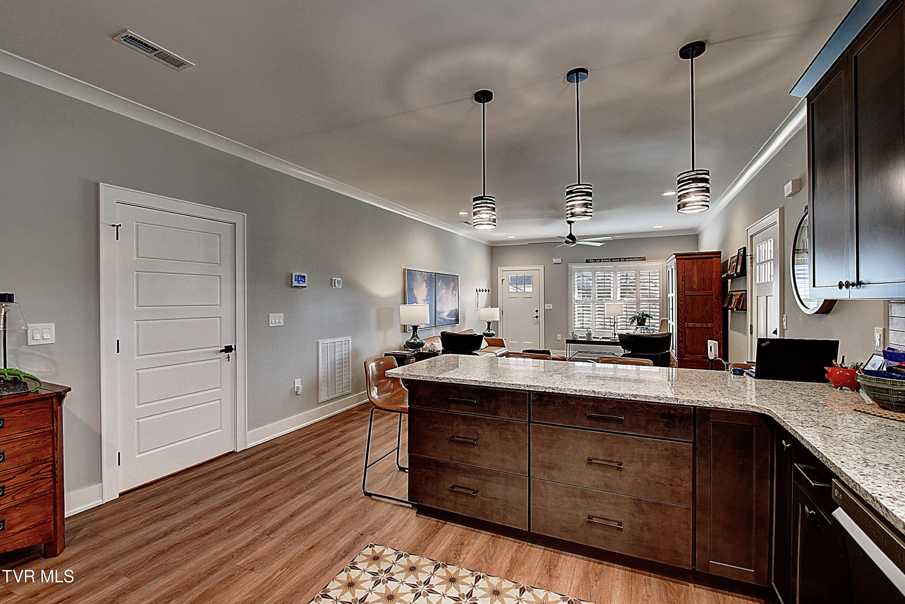 125 Lynn Road Johnson City, TN 37604 - Photo 14 of 30 DSC_0226And8more