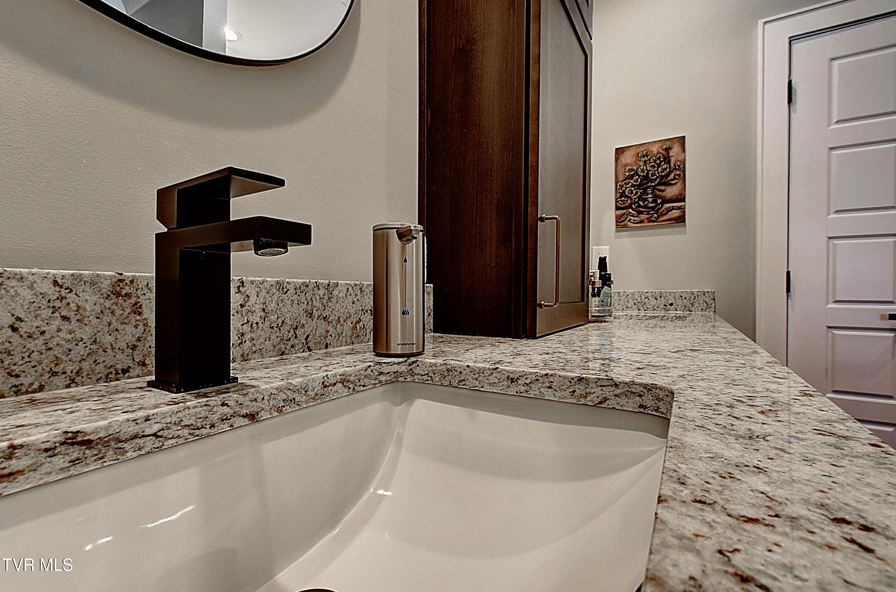 125 Lynn Road Johnson City, TN 37604 - Photo 21 of 30 DSC_0343And8more