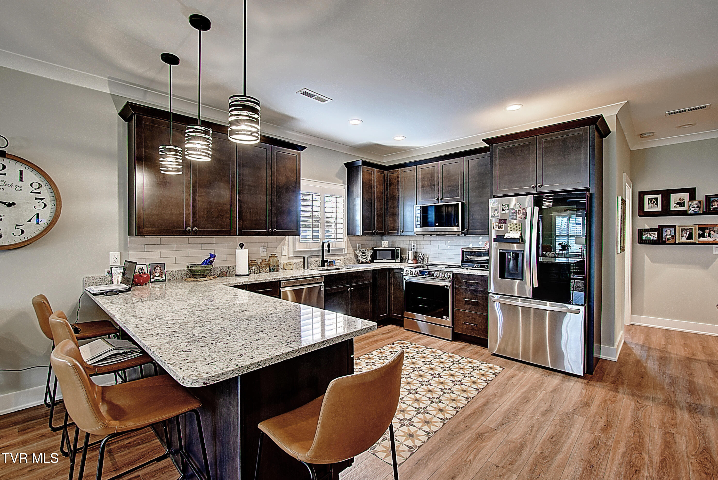 125 Lynn Road Johnson City, TN 37604 - Photo 10 of 30 DSC_0154And8more