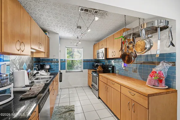 $750,000 | 4258 Seabreeze Drive, Jacksonville, FL 32250