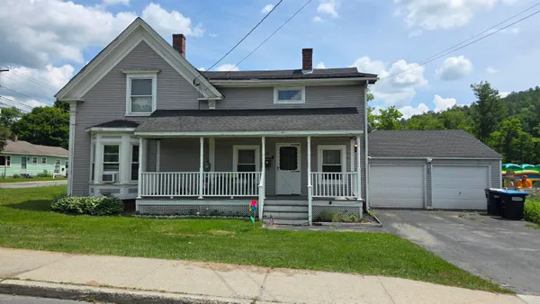 $245,000 | 220 Elm Street, St. Johnsbury, VT 05819