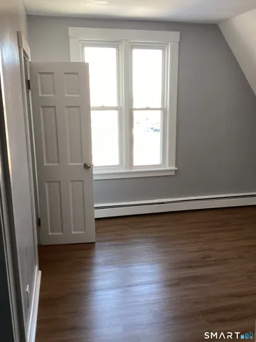 $1,600 | 68 Woodbridge Street, Manchester, CT 06042