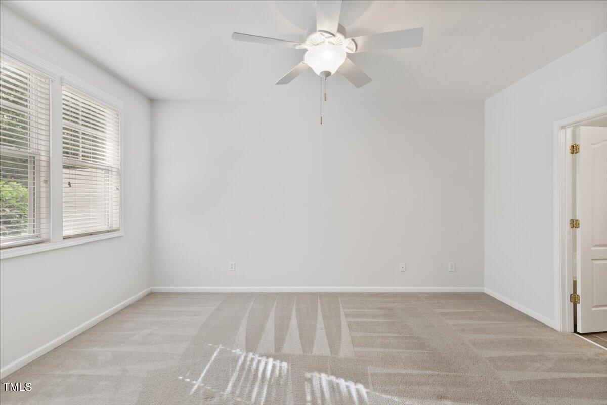 12206 Orchardgrass Lane Raleigh, NC 27614 - Photo 10 of 40 11-12206 Orchardgrass Ln