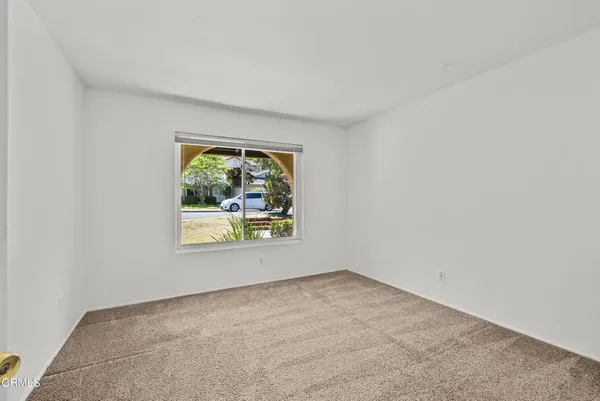 $5,200 | 9426 Carlynn Place, Tujunga, CA 91042