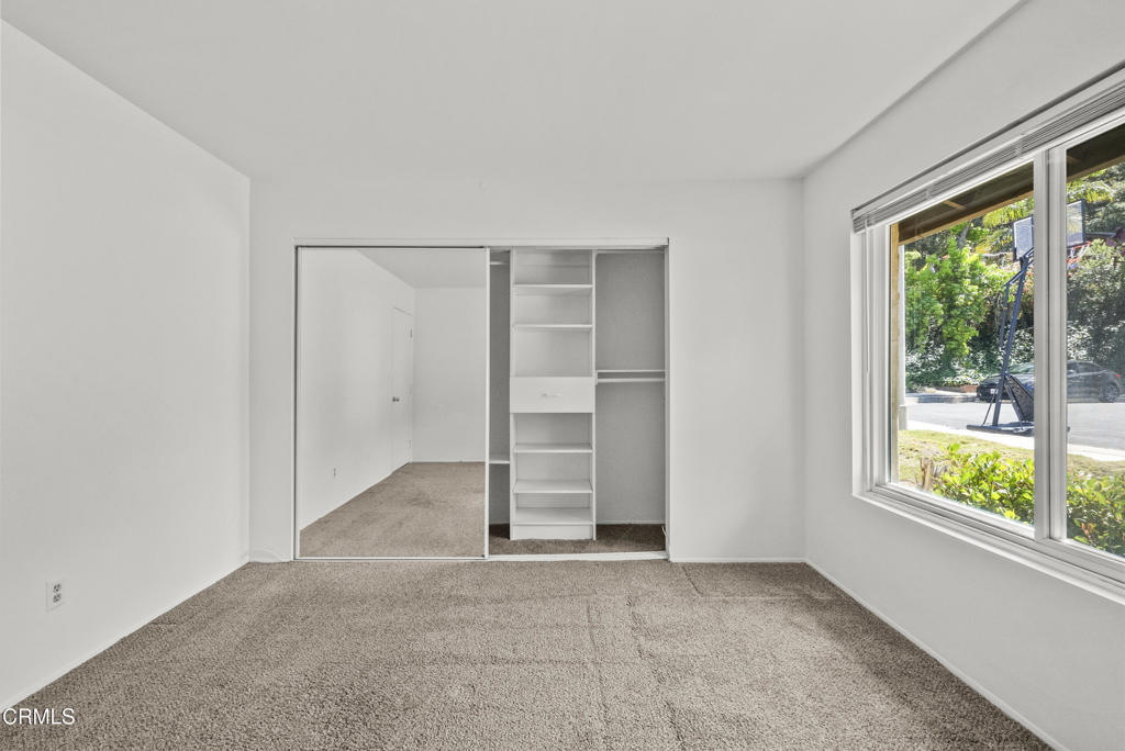 9426 Carlynn Place Tujunga, CA 91042 - Photo 20 of 37 9426 Carlynn Pl for lease listed by Robb