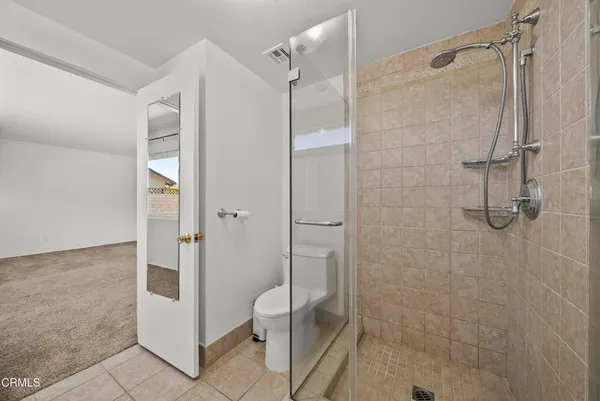 $5,200 | 9426 Carlynn Place, Tujunga, CA 91042