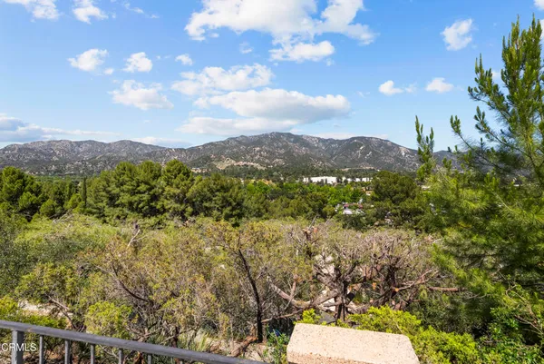 $5,200 | 9426 Carlynn Place, Tujunga, CA 91042