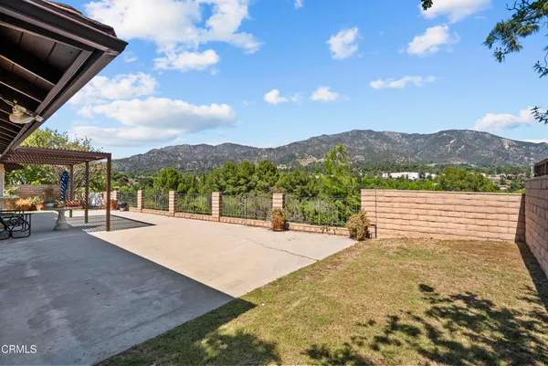 $5,200 | 9426 Carlynn Place, Tujunga, CA 91042