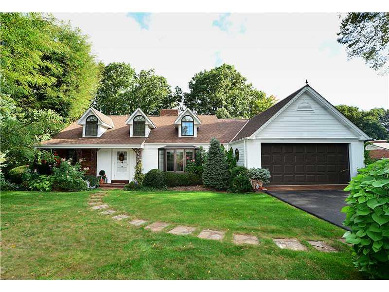 9 Winthrop Road Rosslyn Farms, PA 15106 - Photo 1 of 25 Exterior Front.