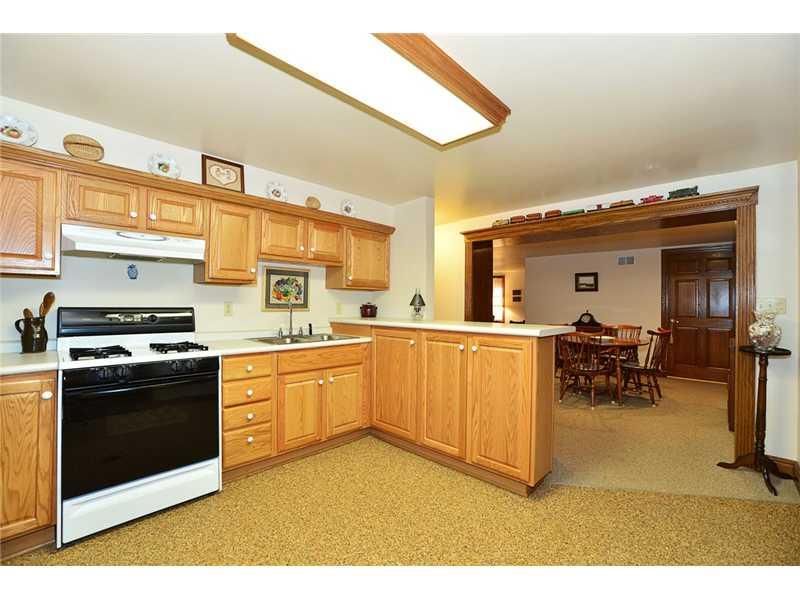 9 Winthrop Road Rosslyn Farms, PA 15106 - Photo 25 of 25 Kitchen. Second kitchen (LL)