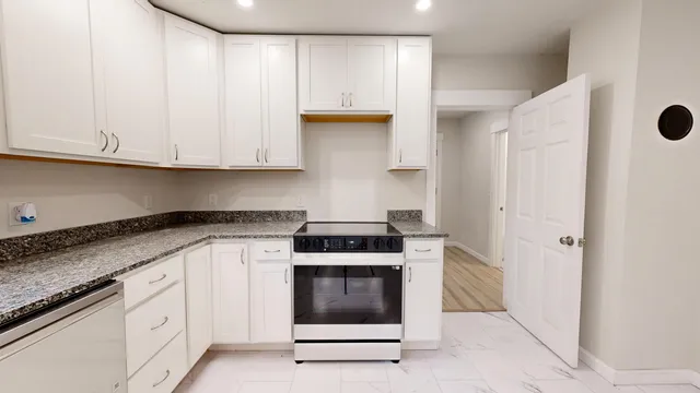 $362,000 | 313 West Neck Road, Nobleboro, ME 04555