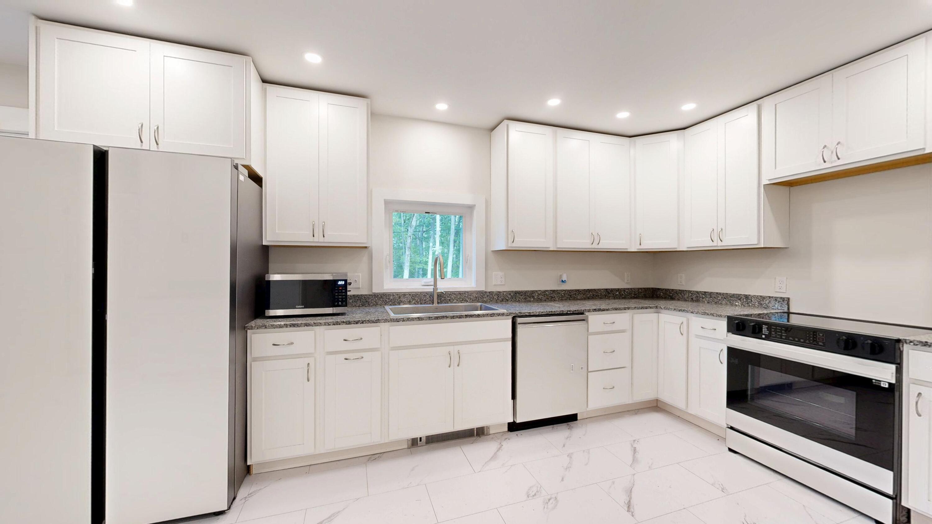 313 West Neck Road Nobleboro, ME 04555 - Photo 4 of 60 313-West-Neck-Road-09192025_073304