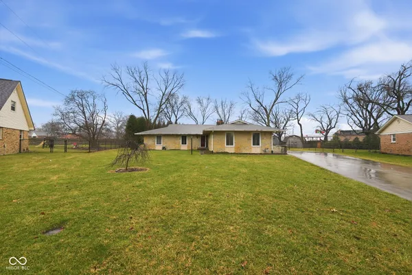 $385,000 | 7130 Wynter Way, Indianapolis, IN 46250