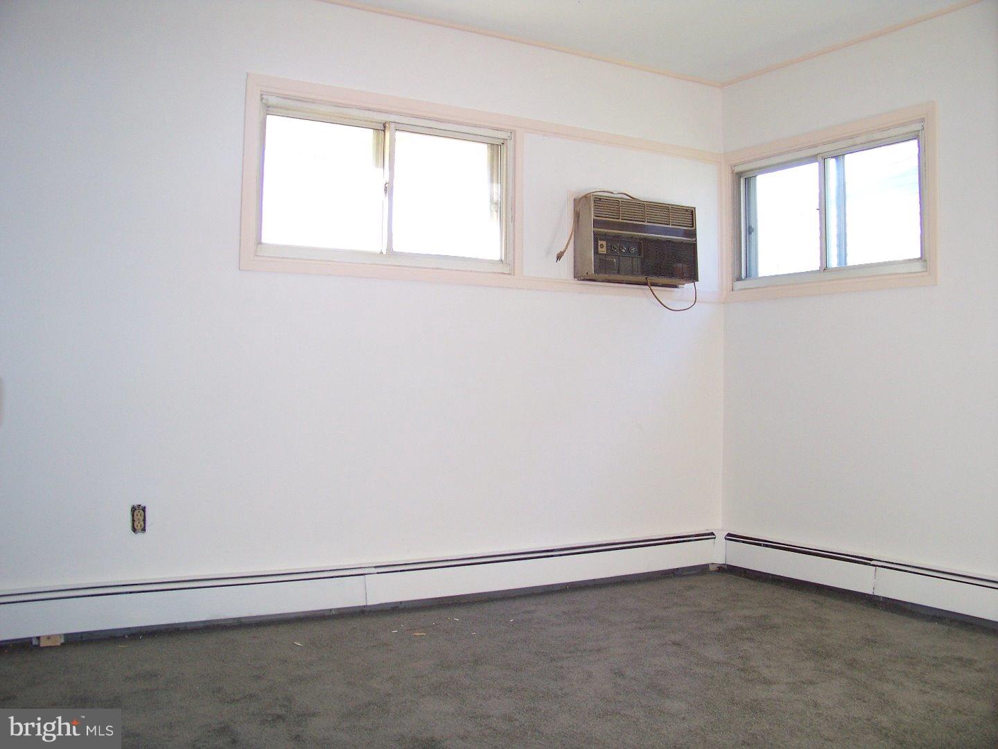 35 Gingerbush Road Levittown, PA 19057 - Photo 14 of 17 Bedroom 3