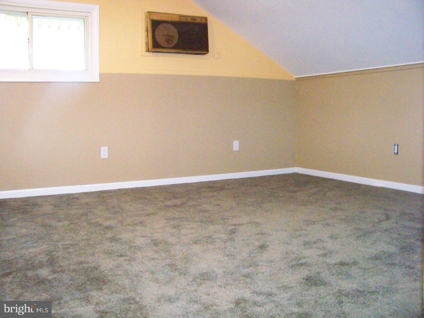 35 Gingerbush Road Levittown, PA 19057 - Photo 7 of 17 Bedroom - Main