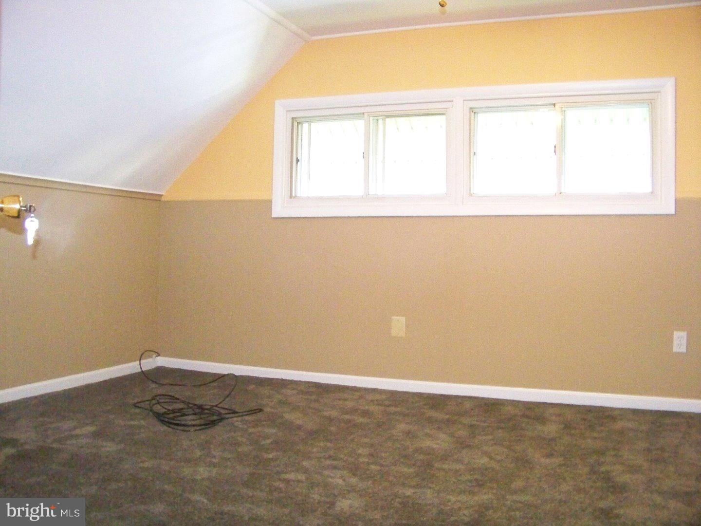35 Gingerbush Road Levittown, PA 19057 - Photo 8 of 17 Bedroom - Main