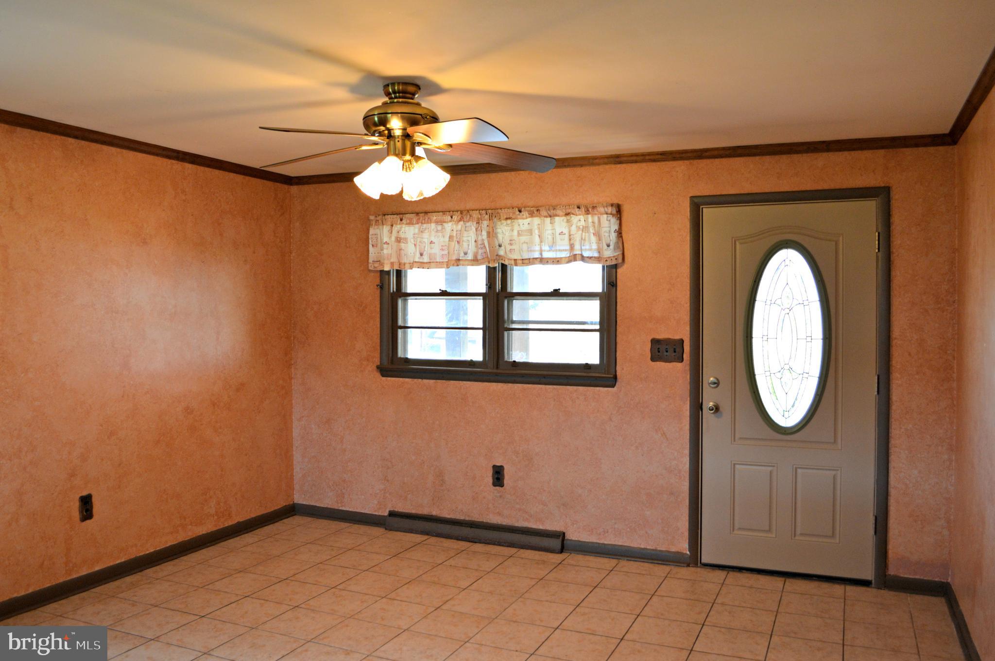 316 Owl Hill Road Lititz, PA 17543 - Photo 4 of 23