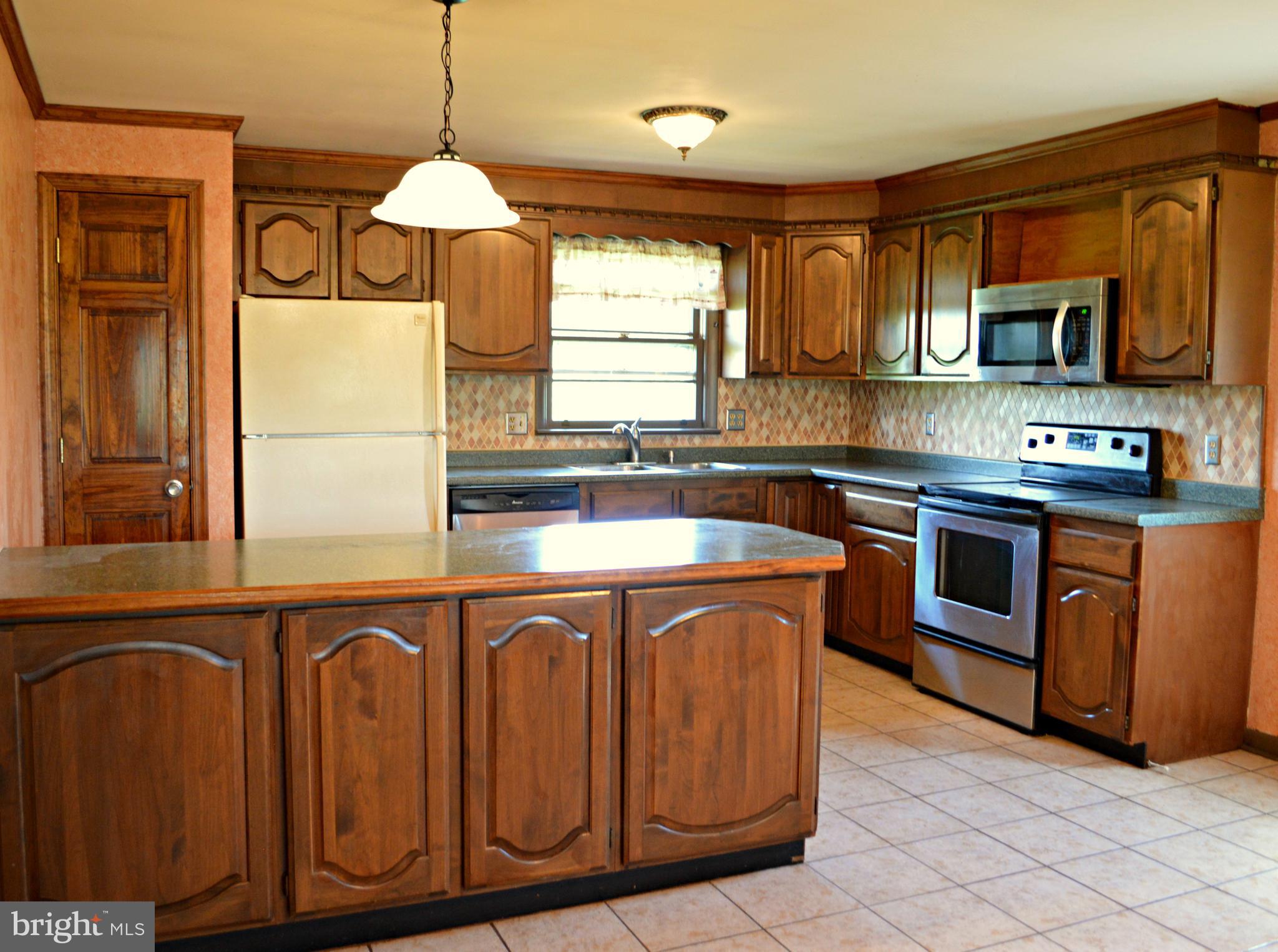 316 Owl Hill Road Lititz, PA 17543 - Photo 6 of 23