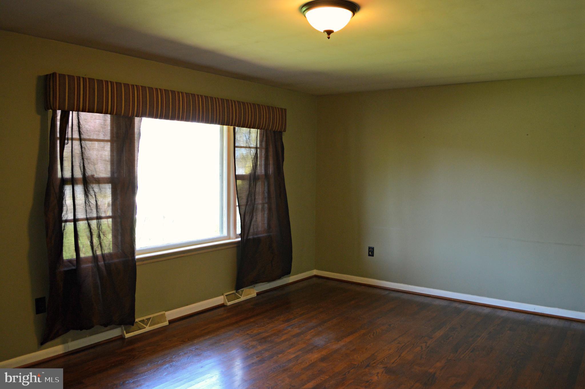 316 Owl Hill Road Lititz, PA 17543 - Photo 7 of 23
