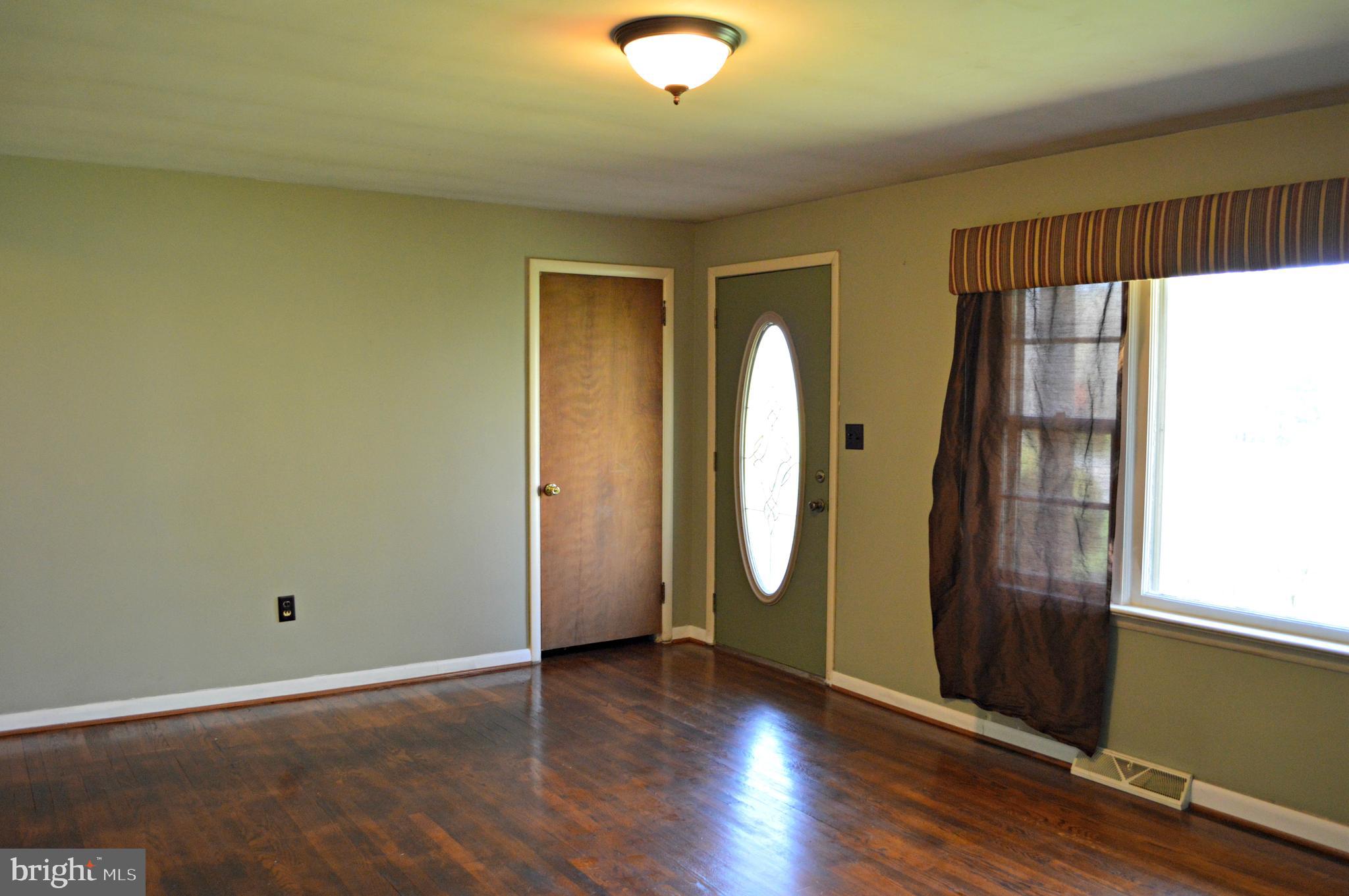 316 Owl Hill Road Lititz, PA 17543 - Photo 8 of 23