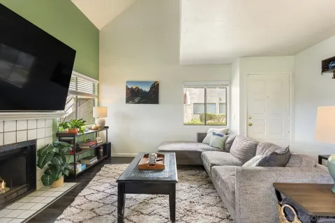 $525,000 | 355 North Melrose Drive, Unit E, Vista, CA 92083