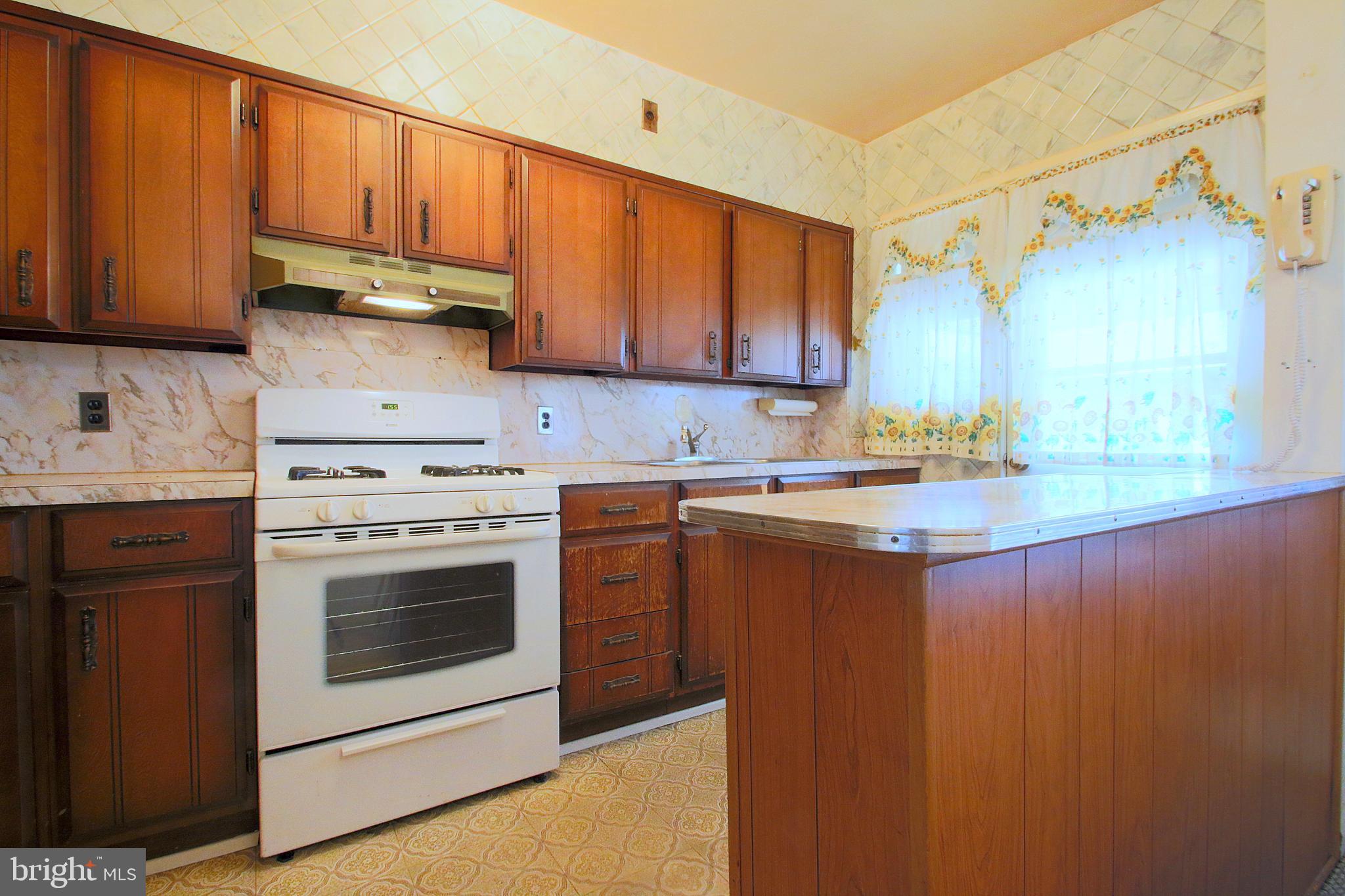7950 Charlesmont Road Baltimore, MD 21222 - Photo 13 of 45