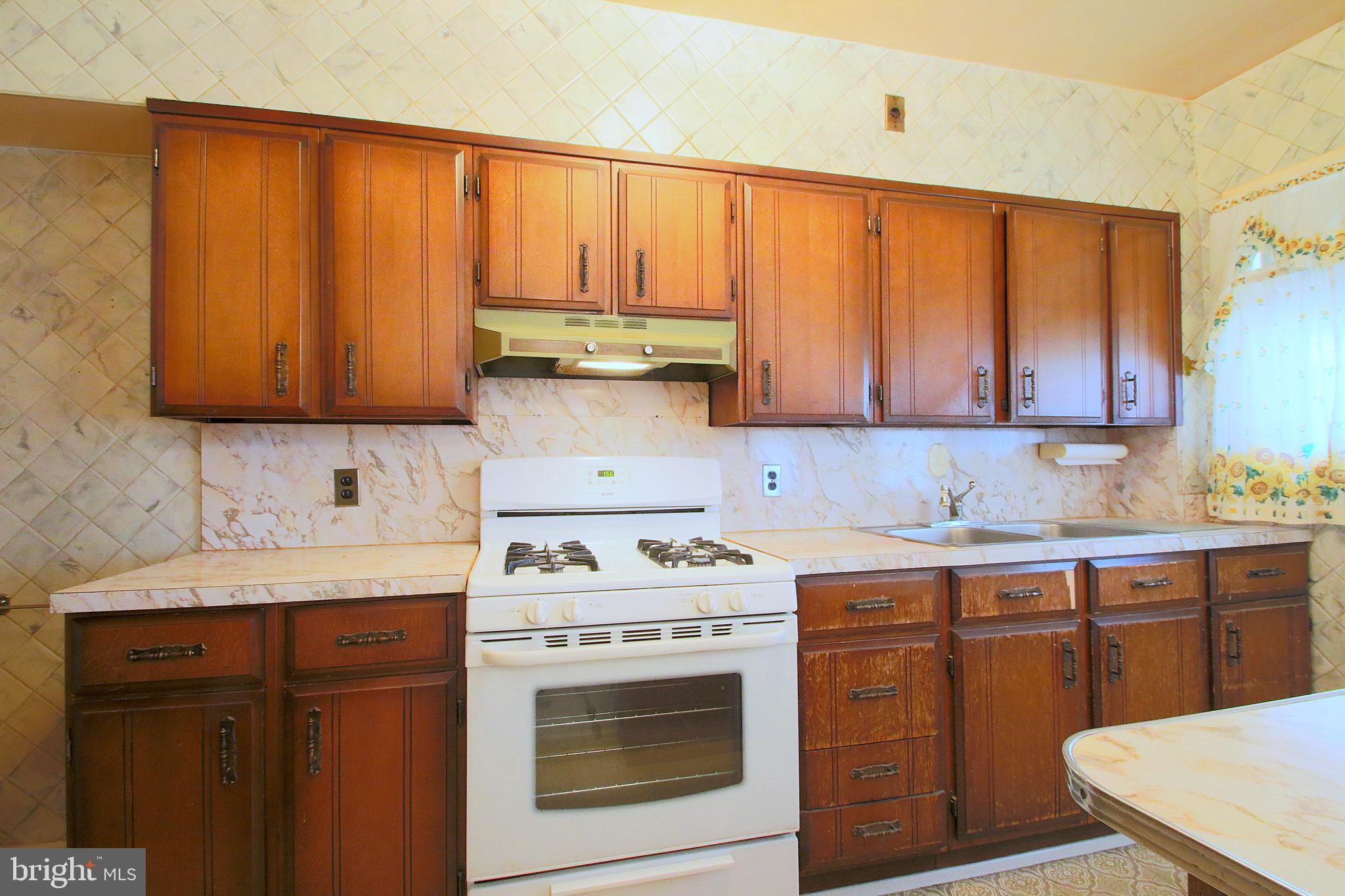 7950 Charlesmont Road Baltimore, MD 21222 - Photo 15 of 45