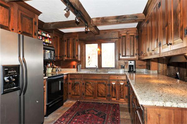 22 Woobly Road Bolton, MA 01740 - Photo 8 of 27