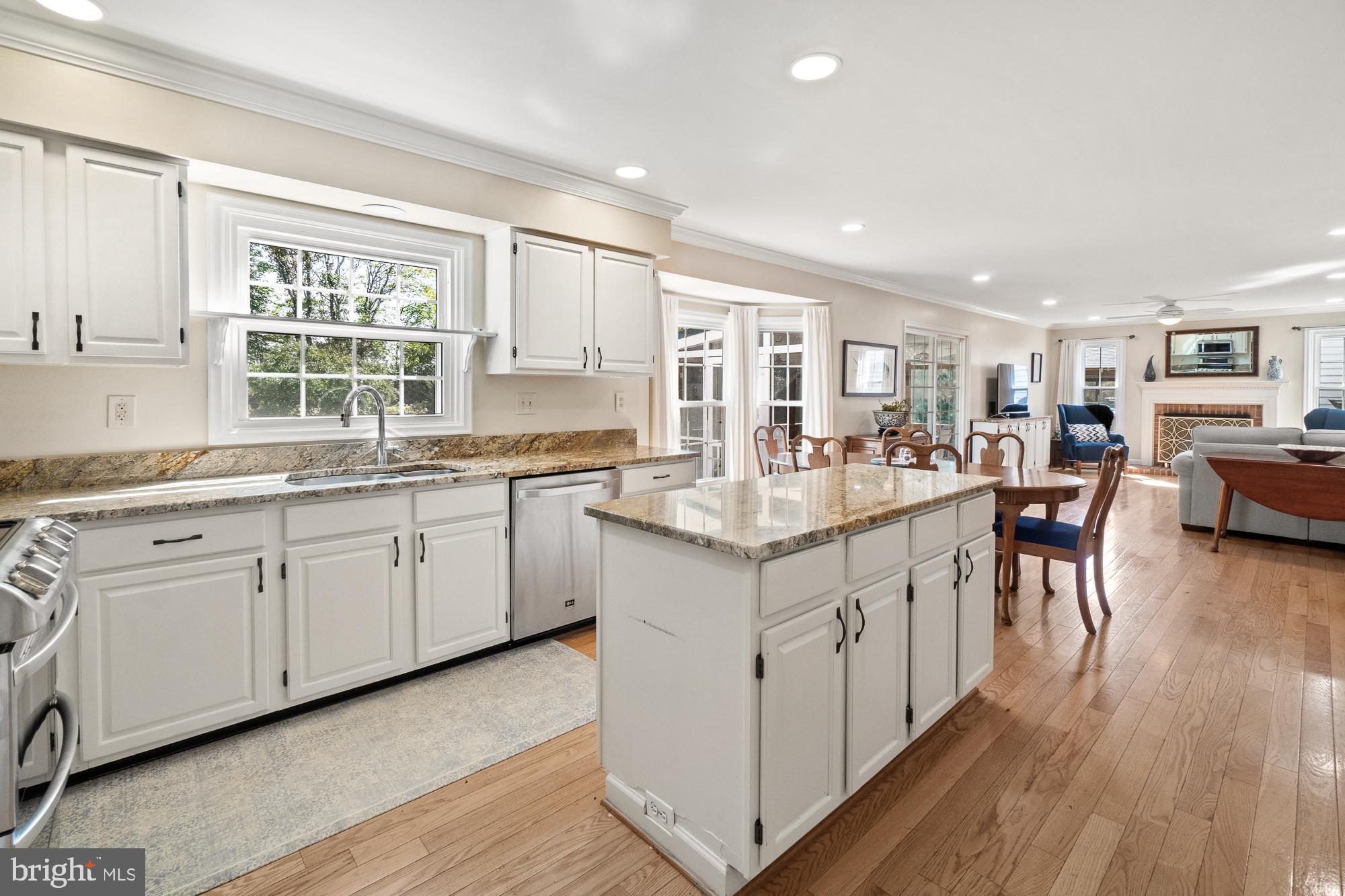 17226 Spates Hill Road Poolesville, MD 20837 - Photo 22 of 70 Updated, bright, and sunny!