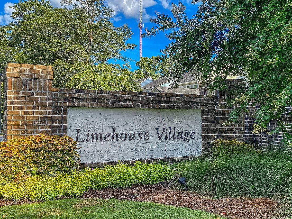 151 Osprey Ridge Lane Summerville, SC 29483 - Photo 53 of 70 CREM_Limehouse Village Amenities_001