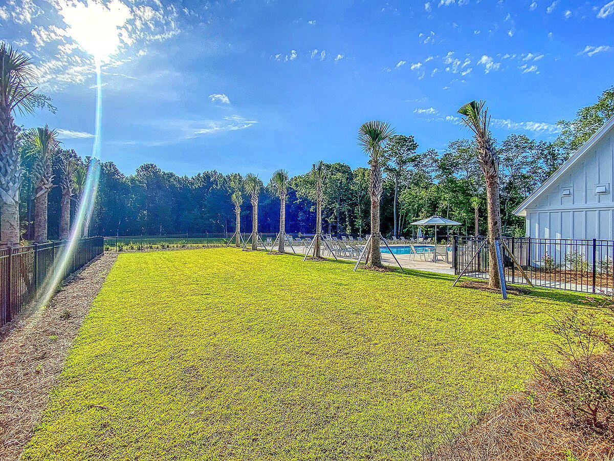 151 Osprey Ridge Lane Summerville, SC 29483 - Photo 57 of 70 CREM_Limehouse Village Amenities_005