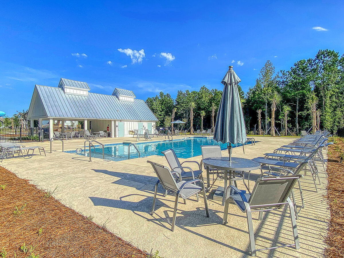 151 Osprey Ridge Lane Summerville, SC 29483 - Photo 58 of 70 CREM_Limehouse Village Amenities_006