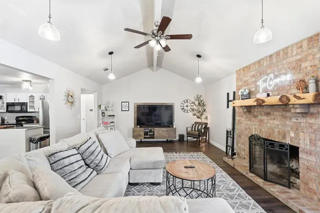 $359,995 | 2705 Chebi Lane, Denton, TX 76209