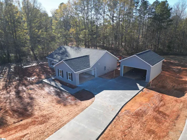 $339,900 | 10002 Hwy 252 Ware Shoals, Ware Shoals, SC 29692