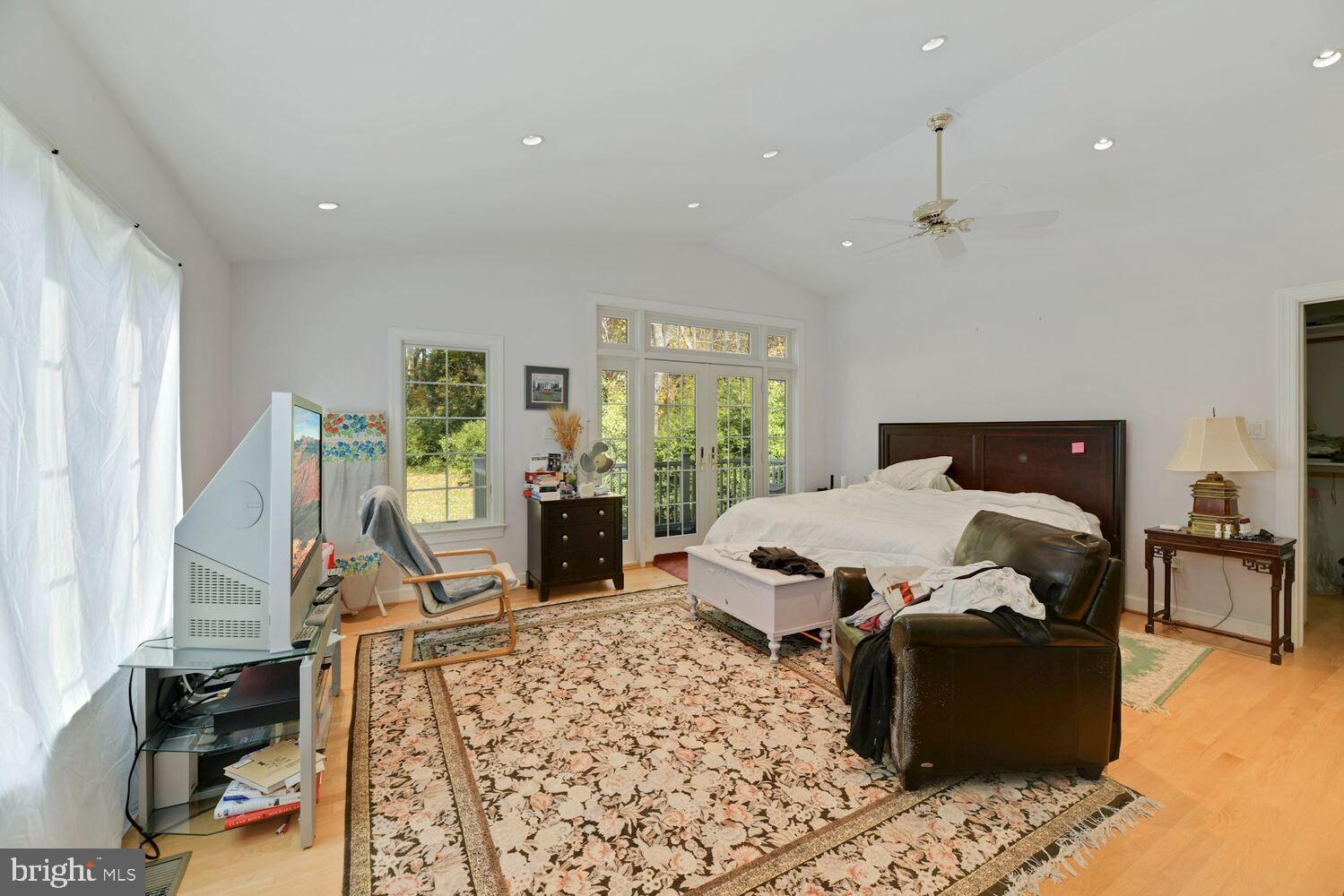 8508 Overbrook Road Fairfax, VA 22031 - Photo 12 of 28 Gallery Image 12