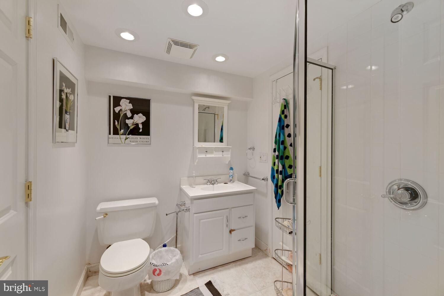 8508 Overbrook Road Fairfax, VA 22031 - Photo 21 of 28 Gallery Image 21