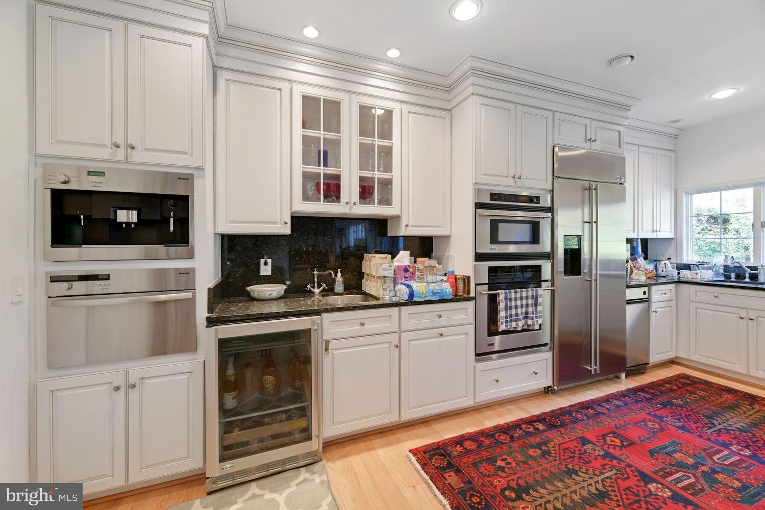 8508 Overbrook Road Fairfax, VA 22031 - Photo 8 of 28 Gallery Image 8