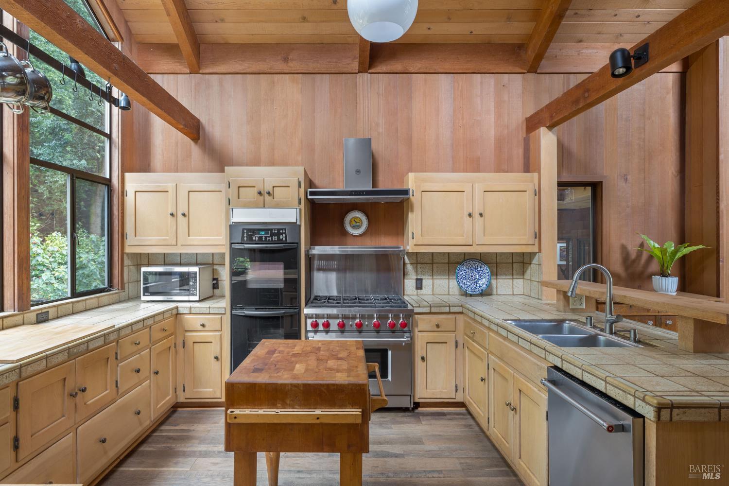 6764 Giovanetti Road Forestville, CA 95436 - Photo 15 of 45