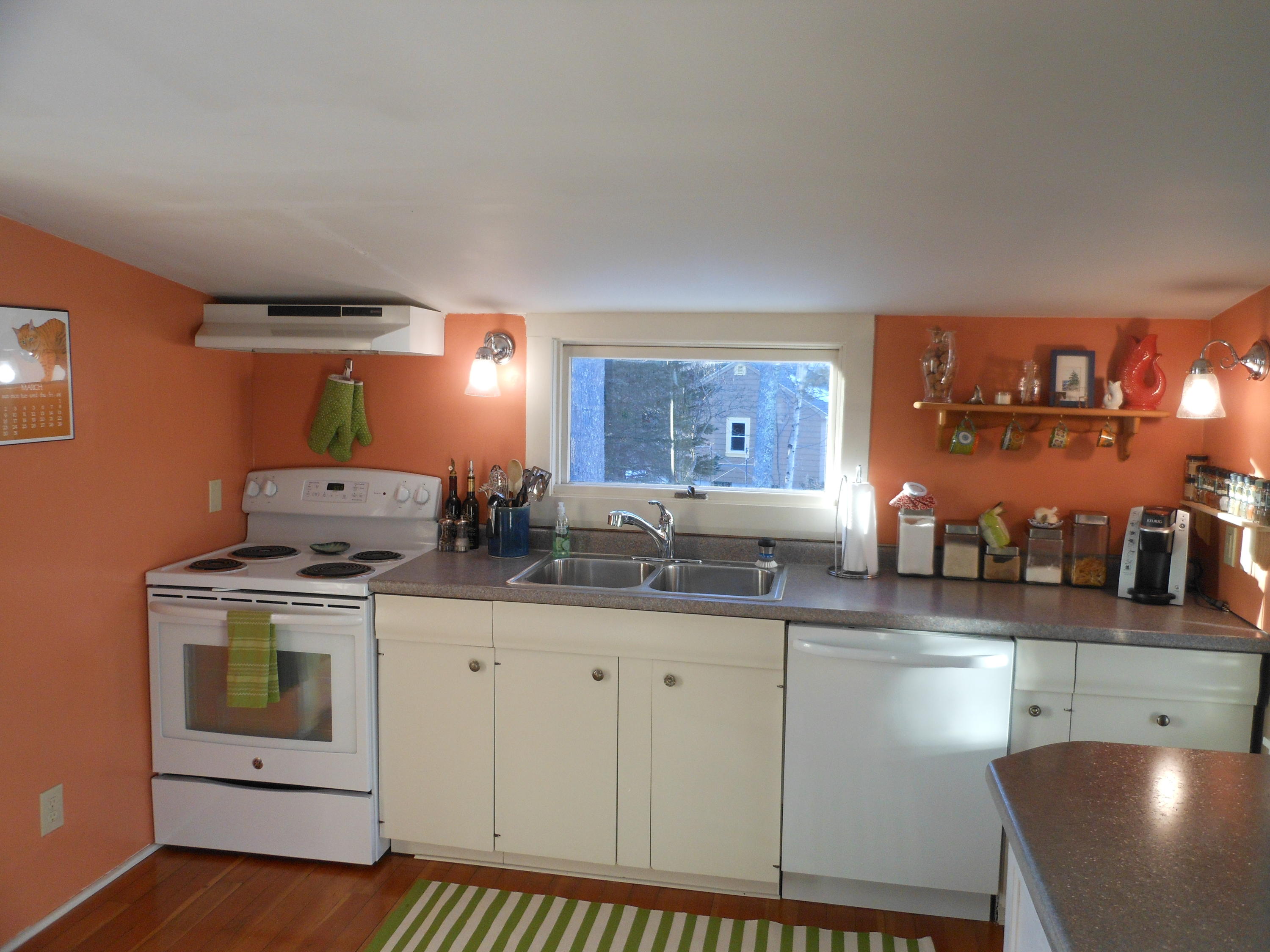 329 Ocean Point Road Boothbay, ME 04544 - Photo 4 of 17 Kitchen