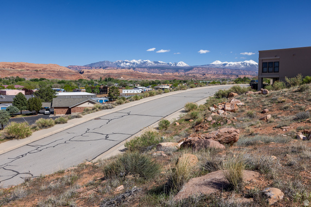 843 David Court Moab, UT 84532 - Photo 3 of 25