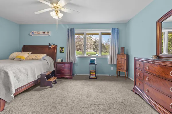 $225,000 | 128 Glenview Court, Janesville, WI 53548